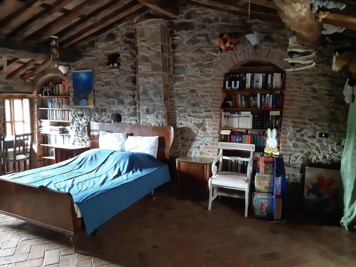 Attic With Balcony At Locanda Del Capo Capannori Ngoại thất bức ảnh